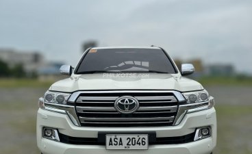 2015 Toyota Land Cruiser in Parañaque, Metro Manila