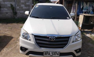 Green Toyota Innova 2014 for sale in Automatic