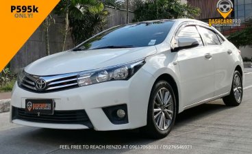 Selling Pearl White Toyota Corolla altis 2017 in Manila