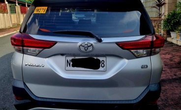 White Toyota Rush 2018 for sale in Automatic