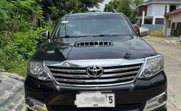 Selling White Toyota Fortuner 2014 in Quezon City