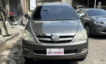 Sell White 2005 Toyota Innova in Manila