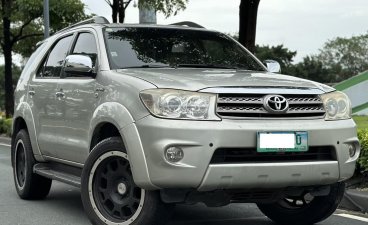 2010 Toyota Fortuner in Makati, Metro Manila