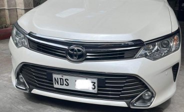 Pearl White Toyota Camry 2016 for sale in Manila