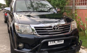 White Toyota Hilux 2012 for sale in Parañaque
