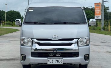 White Toyota Hiace 2016 for sale in Parañaque