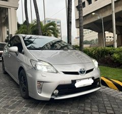 2014 Toyota Prius  1.8 Hybrid in Quezon City, Metro Manila