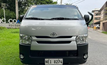 White Toyota Hiace 2019 for sale in Las Piñas