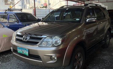 Silver Toyota Fortuner 2006 for sale in Pasay