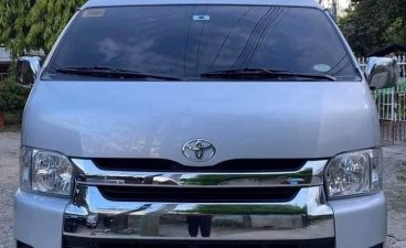 Sell White 2016 Toyota Grandia in Caloocan