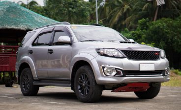 2016 Toyota Fortuner  2.4 G Diesel 4x2 MT in Sariaya, Quezon