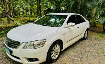Selling White Toyota Camry 2023 in Caloocan