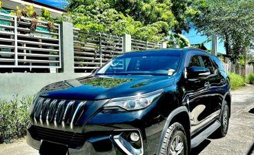 Selling White Toyota Fortuner 2017 in Las Piñas