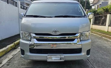 White Toyota Hiace 2018 for sale in Manual