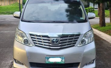 White Toyota Alphard 2011 for sale in Automatic