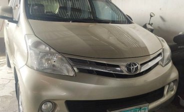 White Toyota Avanza 1999 for sale in Quezon City