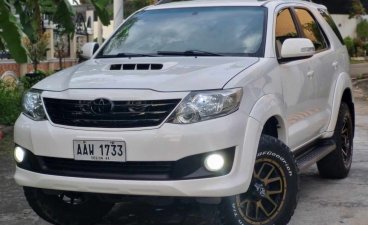Sell White 2014 Toyota Fortuner in Caloocan