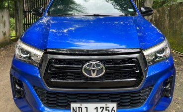 Selling White Toyota Hilux 2019 in Silang