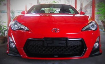 Sell White 2014 Toyota 86 in Pasig