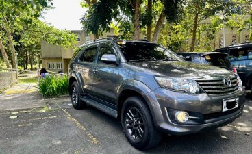 White Toyota Fortuner 2015 for sale in Silang