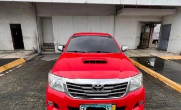 White Toyota Hilux 2013 for sale in 