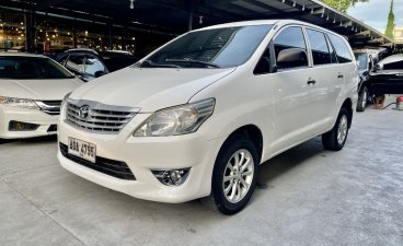 White Toyota Innova 2014 for sale in Las Piñas
