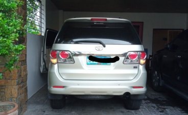 Selling White Toyota Fortuner 2013 in Biñan
