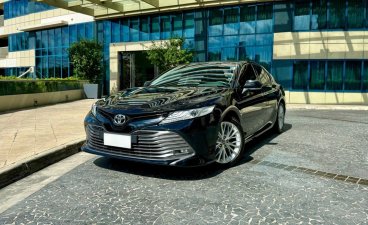 White Toyota Camry 2019 for sale in Makati