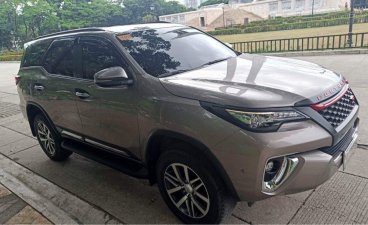Selling Bronze Toyota Fortuner 2020 in Manila