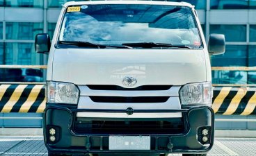 2018 Toyota Hiace  Commuter 3.0 M/T in Makati, Metro Manila