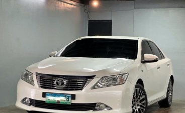 Sell Pearl White 2013 Toyota Alphard in Manila