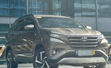 Bronze Toyota Rush 2022 for sale in Automatic