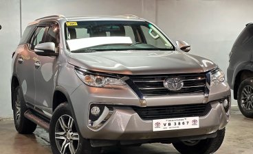 Selling White Toyota Fortuner 2017 in Manila