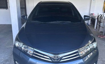 Selling Yellow Toyota Altis 2014 in Laurel