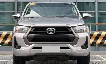 2021 Toyota Hilux in Makati, Metro Manila