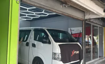 2014 Toyota Hiace in Talisay, Batangas