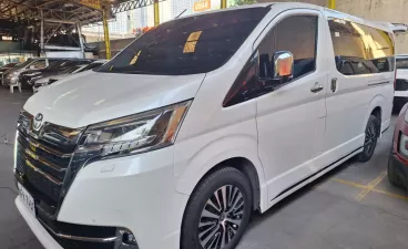 2022 Toyota Hiace Super Grandia in Quezon City, Metro Manila