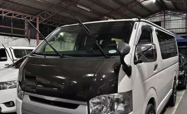 2017 Toyota Hiace  Commuter 3.0 M/T in Manila, Metro Manila