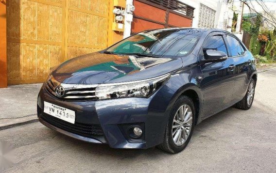 2017 TOYOTA COROLLA ALTIS 1.6 V Top of the Line