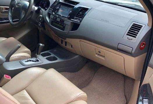 FOR SALE: 2013 Toyota Fortuner G 4x2-6