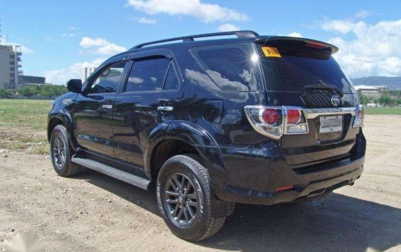 2015 Toyota Fortuner 25 G AT FOR SALE-3