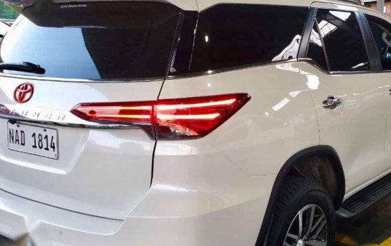 2017 Toyota Fortuner V 1st owned White pearl-1