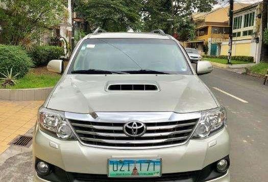 FOR SALE: 2013 Toyota Fortuner G 4x2-1