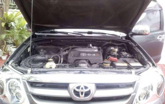 2008 TOYOTA Fortuner 4x2 G Dsl AT FOR SALE-6