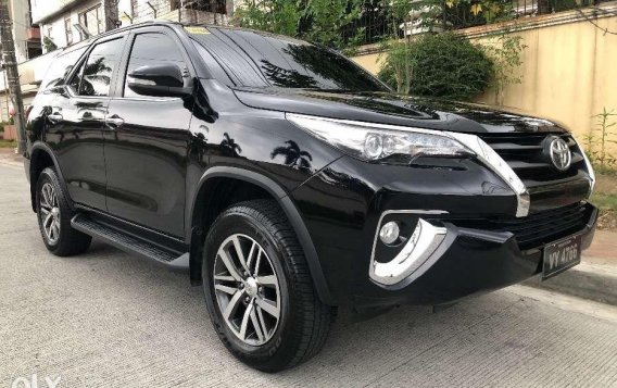 2017 Toyota Fortuner V Casa maintained -1