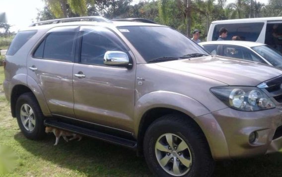 Toyota Fortuner 2007 G At Dsl FOR SALE-4