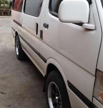 Toyota HIACE Commuter 2.4 diesel FOR SALE-9