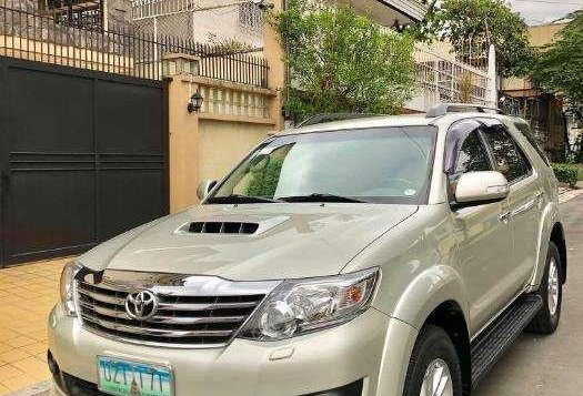 FOR SALE: 2013 Toyota Fortuner G 4x2