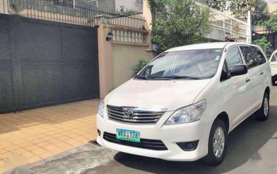 2013 Toyota Innova 2.5 E AT Diesel FOR SALE-1