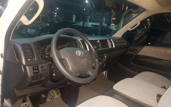 2014 Toyota Hiace grandia gl mt FOR SALE-4